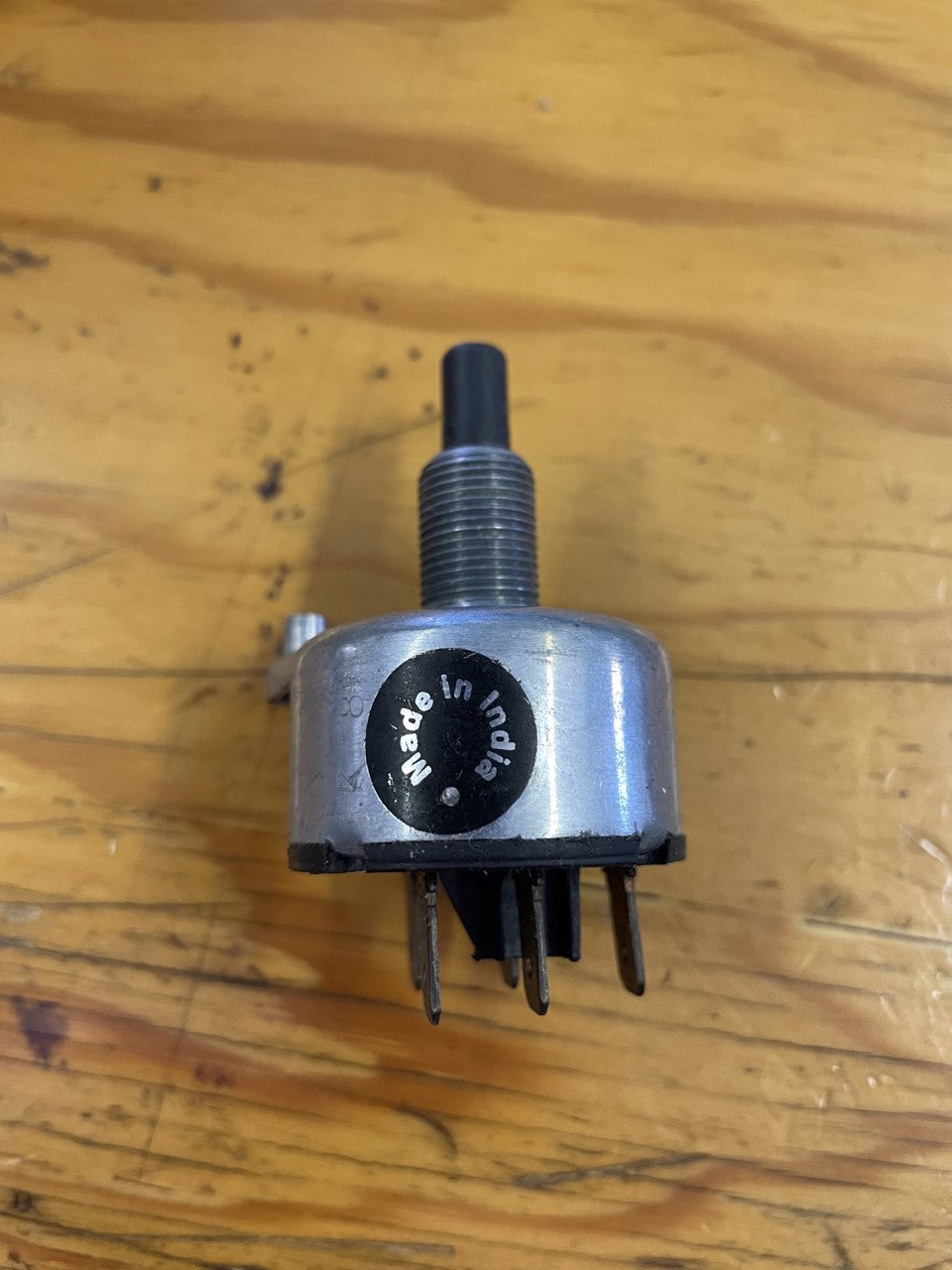 AL36529 ROTARY LIGHT SWITCH