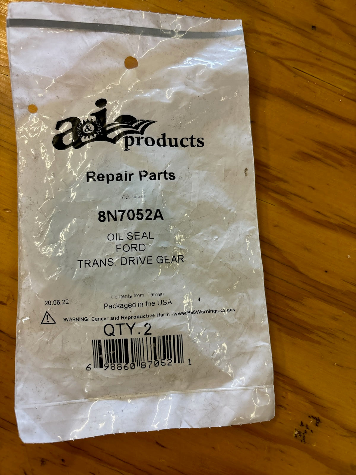 8N7052A OIL SEAL